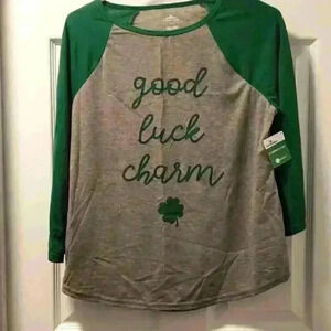 Women's 3/4 sleeve St. Patrick's day t shirt.  Sz sm.
